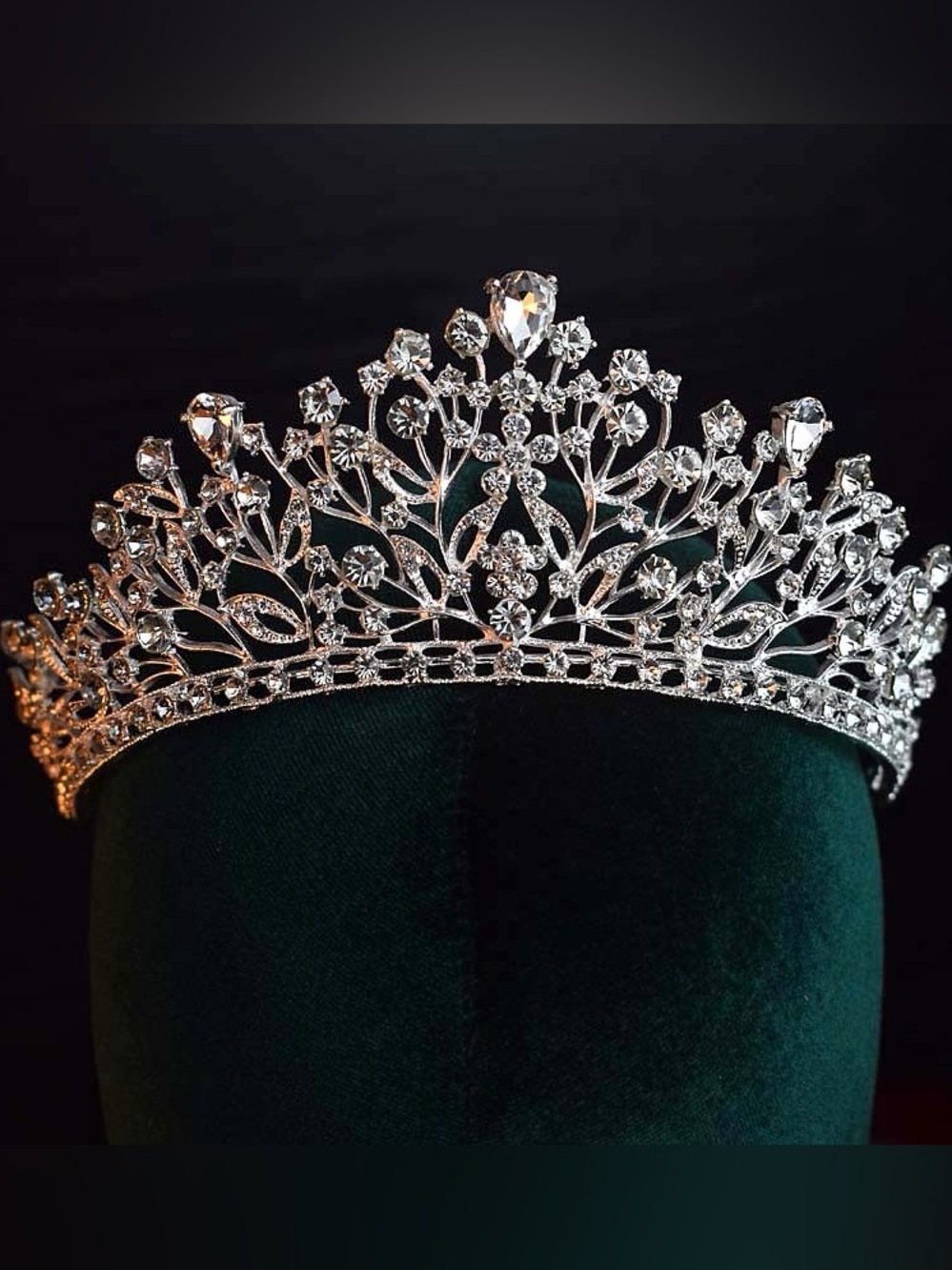Crystal Bridal Tiara Crown in Silver